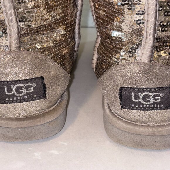 UGG Women’s Classic Short Sequin Boots Gray Silver US 5 Shearling Lined - Picture 10 of 14